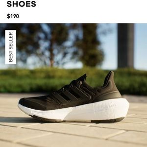 Adidas Ultraboost Light Running Sneakers – Women’s 8.5 – Brand New